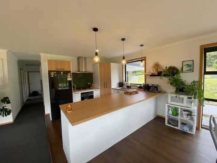 Enchanted Retreat In Greymouth Shared With Host エクステリア 写真